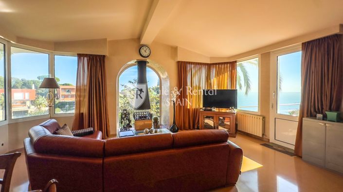 Image No.7-5 Bed Villa for sale