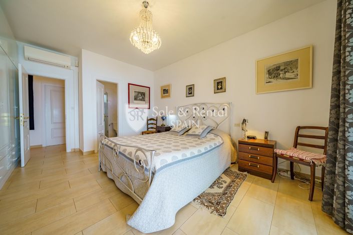 Image No.19-Villa de 5 chambres à vendre à Roses