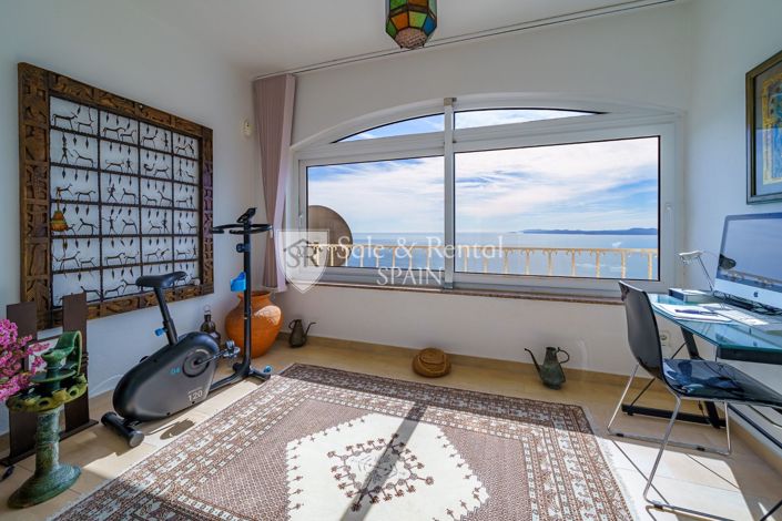 Image No.20-Villa de 5 chambres à vendre à Roses