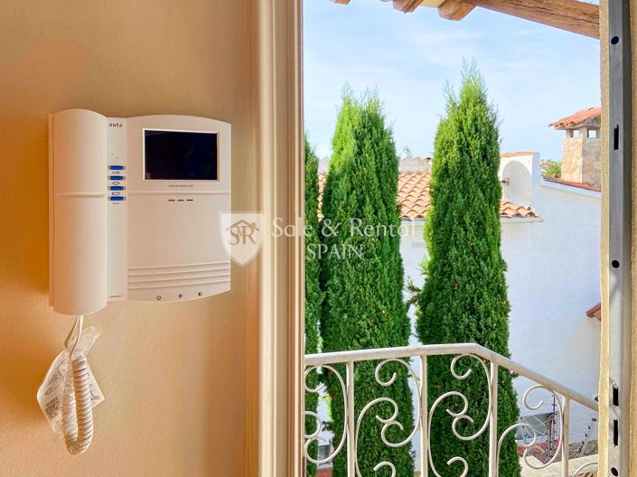 Image No.109-5 Bed Villa for sale