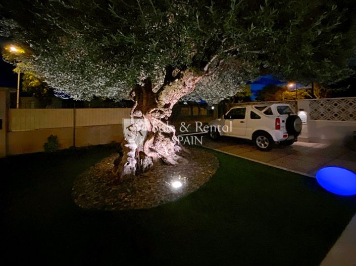 Image No.147-5 Bed Villa for sale