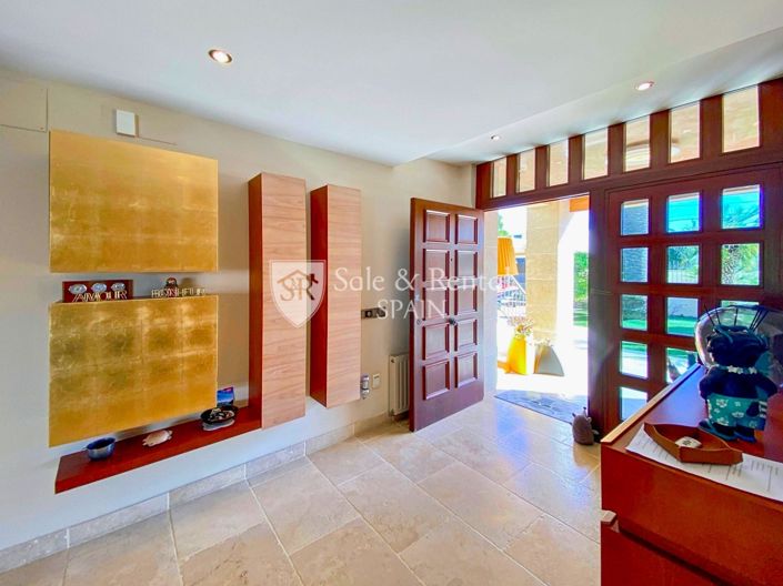 Image No.19-5 Bed Villa for sale