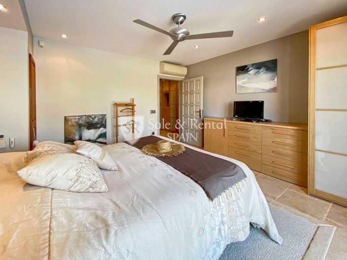 Image No.22-5 Bed Villa for sale