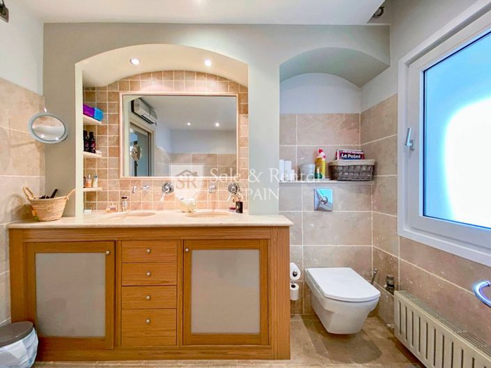 Image No.29-5 Bed Villa for sale