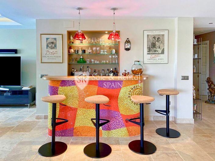 Image No.37-5 Bed Villa for sale