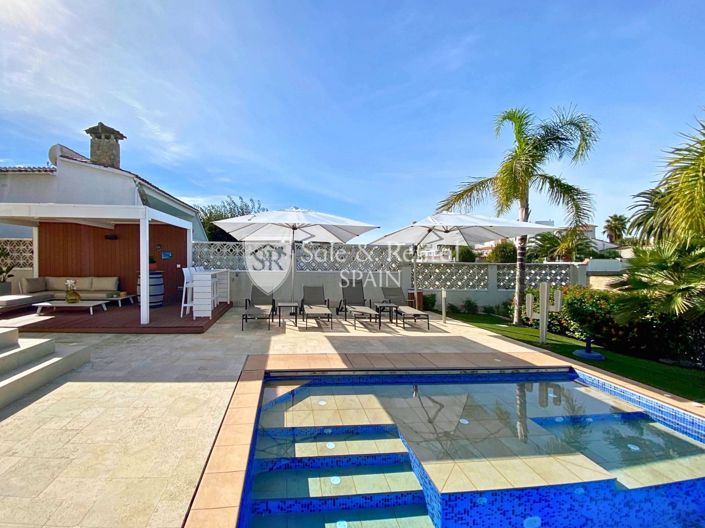 Image No.41-5 Bed Villa for sale