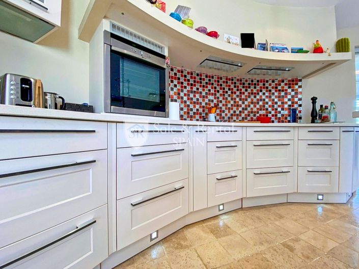 Image No.50-5 Bed Villa for sale