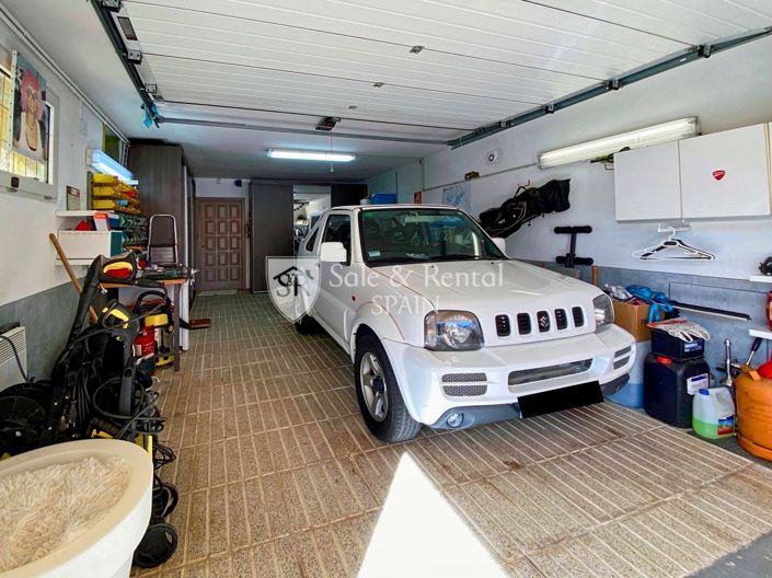 Image No.70-5 Bed Villa for sale