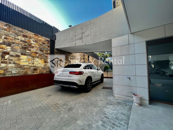 Image No.21-6 Bed Villa for sale