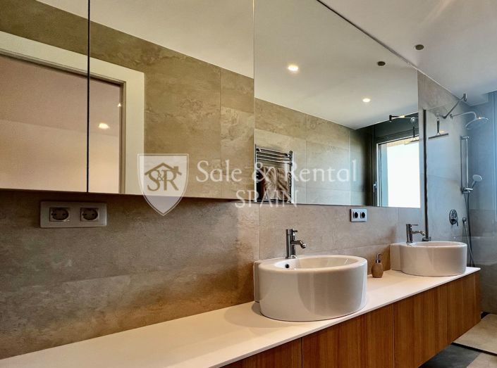 Image No.34-6 Bed Villa for sale