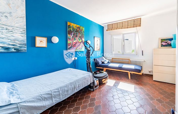 Image No.14-5 Bed Villa for sale