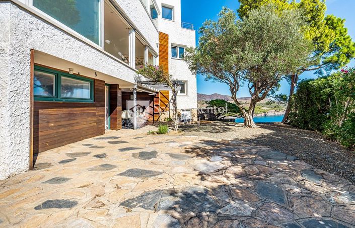 Image No.3-5 Bed Villa for sale