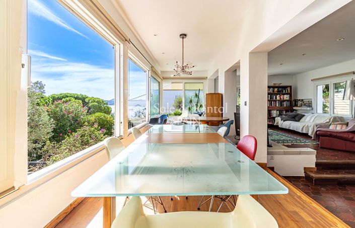 Image No.6-5 Bed Villa for sale