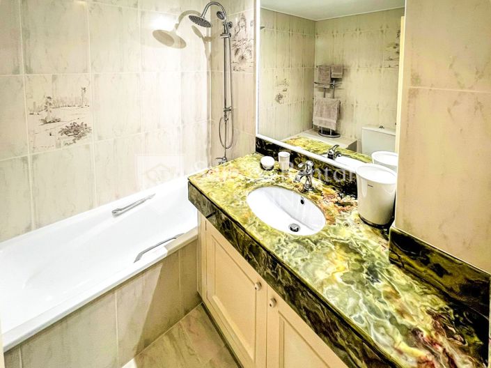 Image No.16-3 Bed Flat for sale