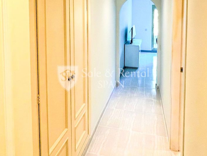 Image No.21-3 Bed Flat for sale