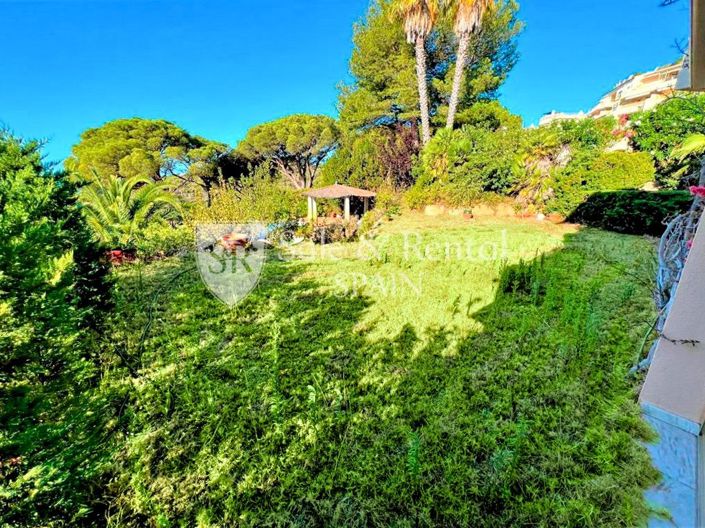 Image No.27-3 Bed Flat for sale