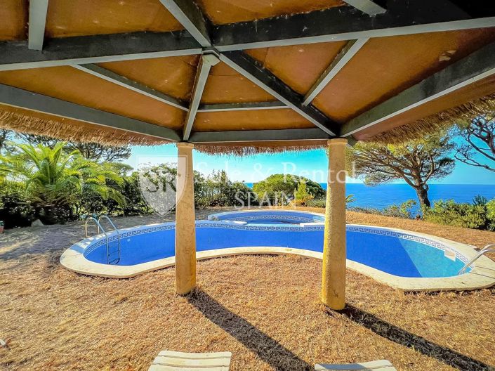 Image No.30-3 Bed Flat for sale