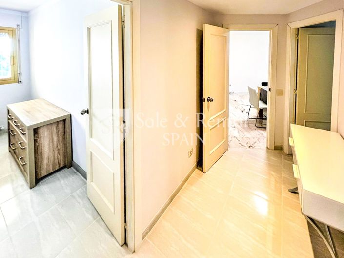 Image No.31-3 Bed Flat for sale