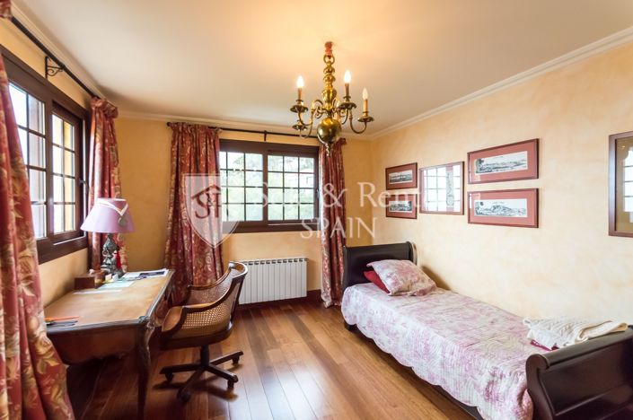 Image No.18-Villa de 5 chambres à vendre à Lloret de Mar