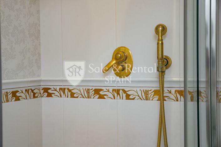 Image No.37-Villa de 5 chambres à vendre à Lloret de Mar