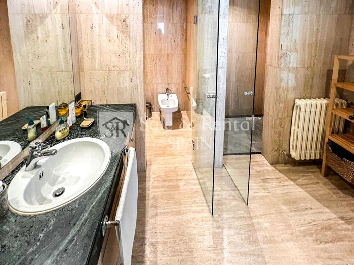 Image No.18-3 Bed Villa for sale