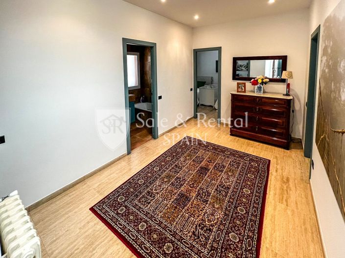 Image No.9-3 Bed Villa for sale