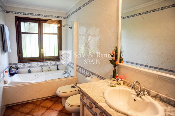 Image No.24-4 Bed Villa for sale