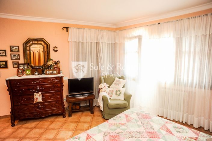 Image No.28-4 Bed Villa for sale