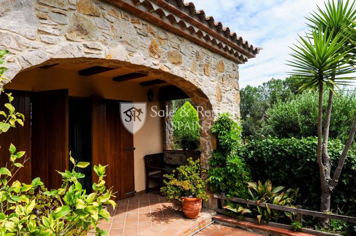 Image No.6-4 Bed Villa for sale