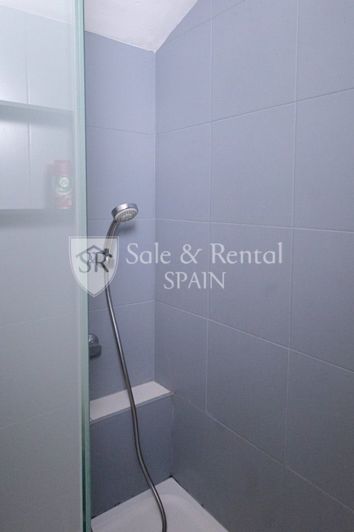 Image No.35-4 Bed Flat for sale