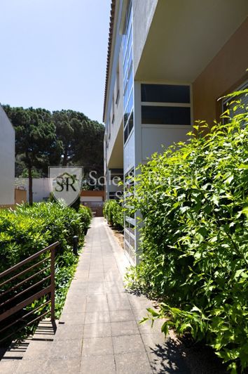 Image No.58-4 Bed Flat for sale