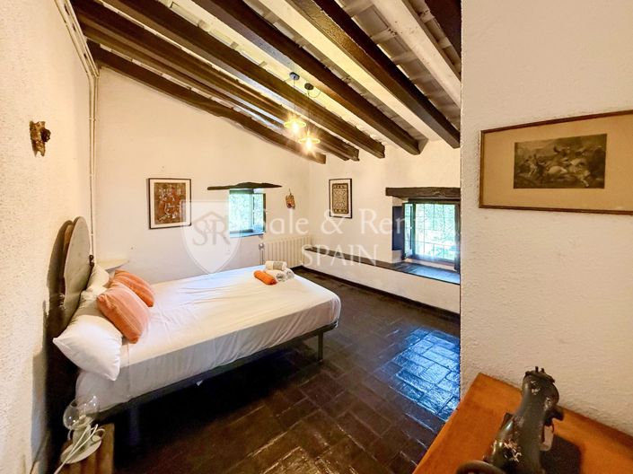 Image No.30-Maison de campagne de 7 chambres à vendre à Girona