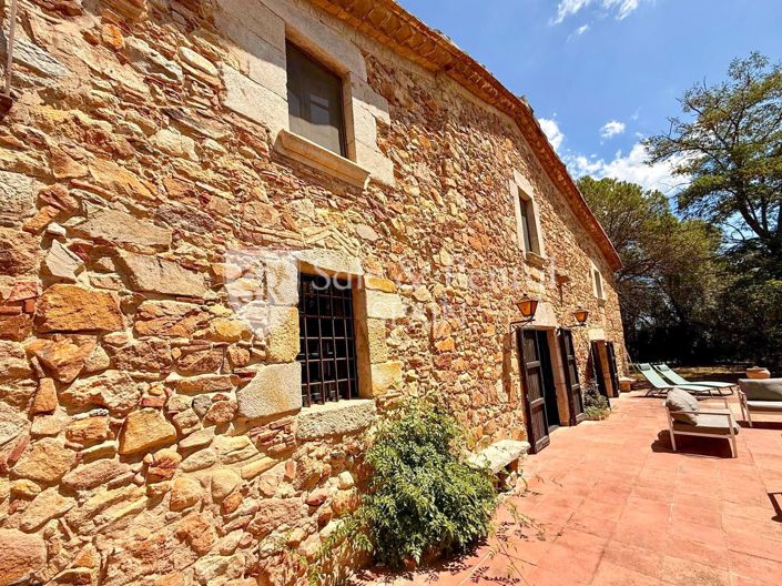 Image No.38-Maison de campagne de 7 chambres à vendre à Girona