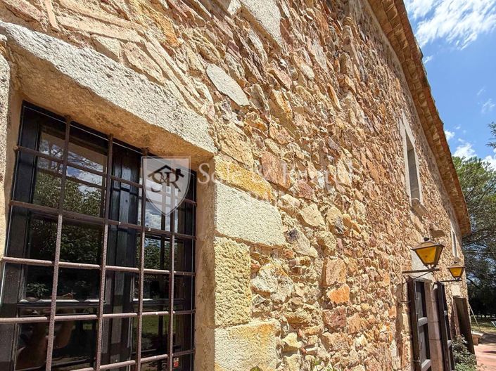 Image No.39-Maison de campagne de 7 chambres à vendre à Girona