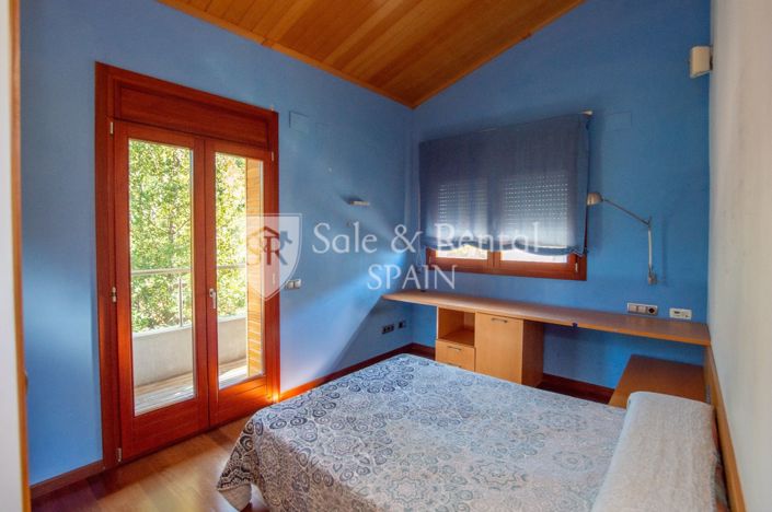 Image No.36-7 Bed Villa for sale