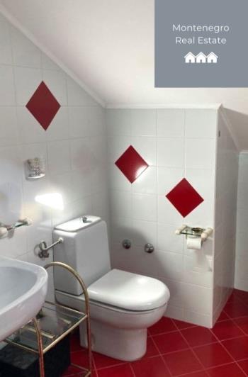 Image No.12-3 Bed Villa for sale