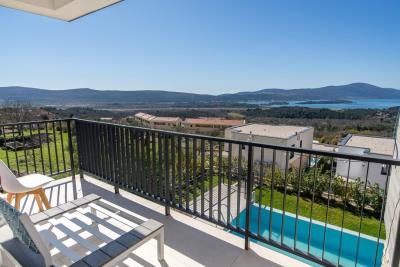 WhatsApp-Image-2025-04-07-at-12-09-32