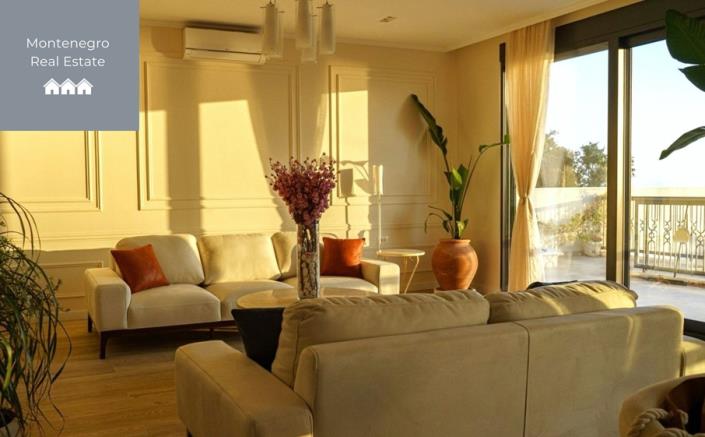 Image No.3-Villa de 4 chambres à vendre à Petrovac