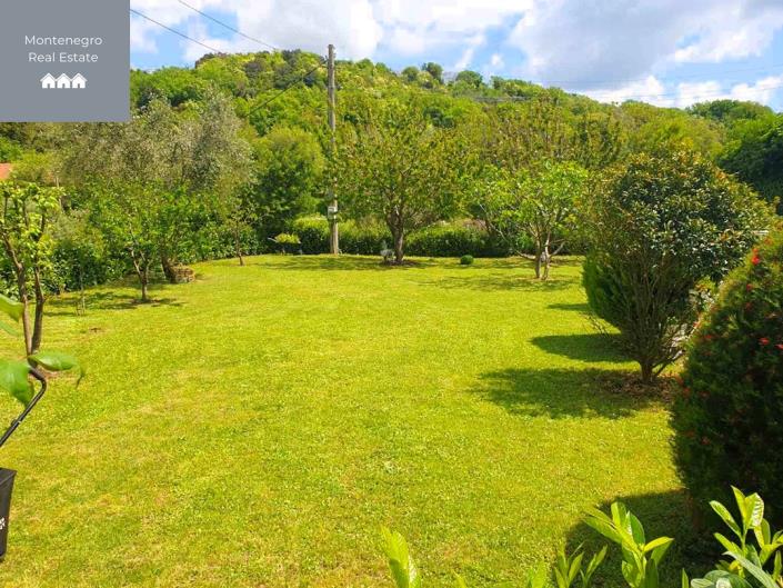 Image No.2-4 Bed House for sale