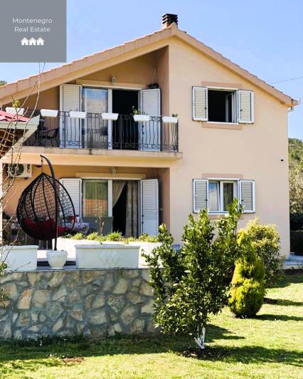 Image No.6-4 Bed House for sale