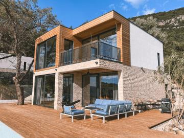 Villa-C-Green-Hill-2