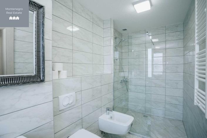 Image No.28-Villa de 4 chambres à vendre à Tivat