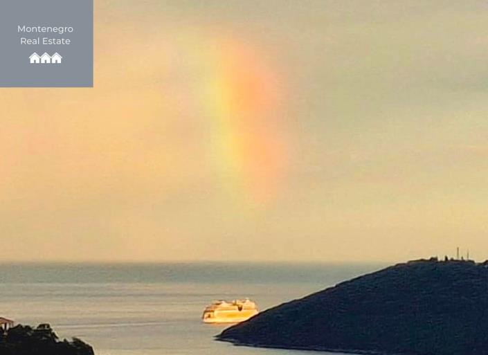 Image No.2-Maison de 4 chambres à vendre à Igalo