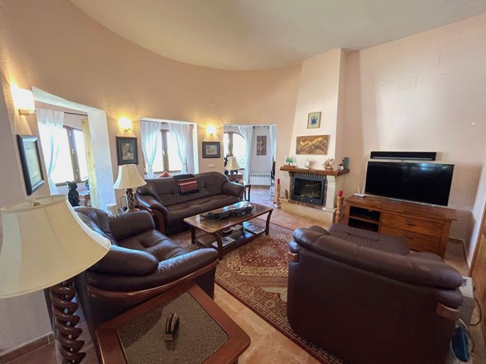 Image No.8-5 Bed Villa for sale