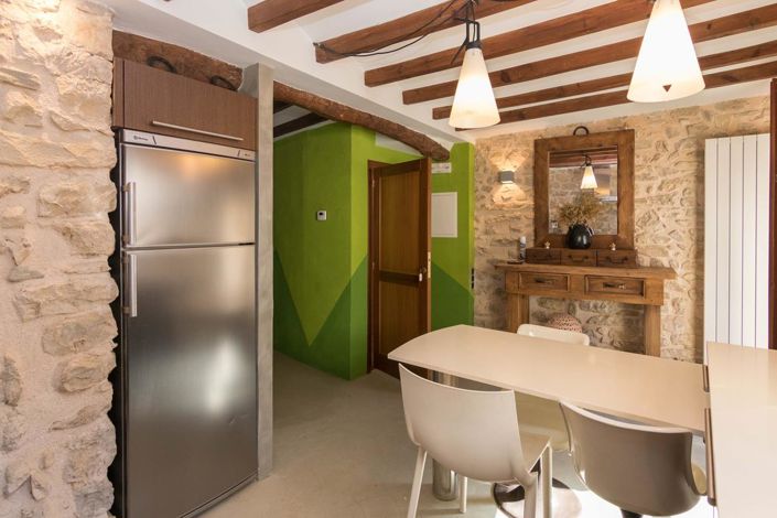 Image No.20-4 Bed Townhouse for sale