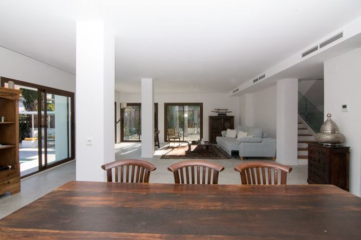 Image No.15-4 Bed Villa for sale