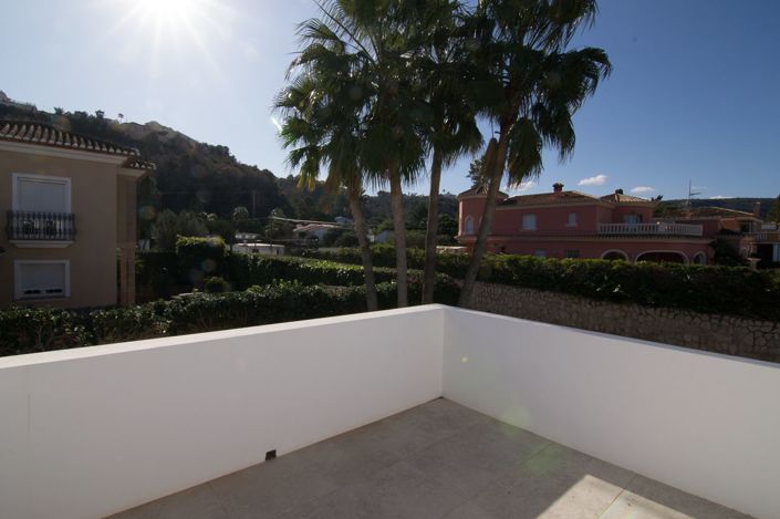 Image No.38-4 Bed Villa for sale