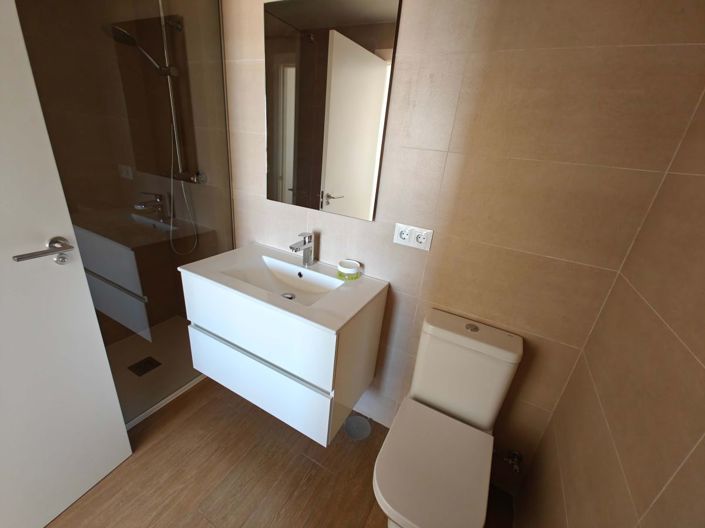 Image No.15-2 Bed Apartment for sale