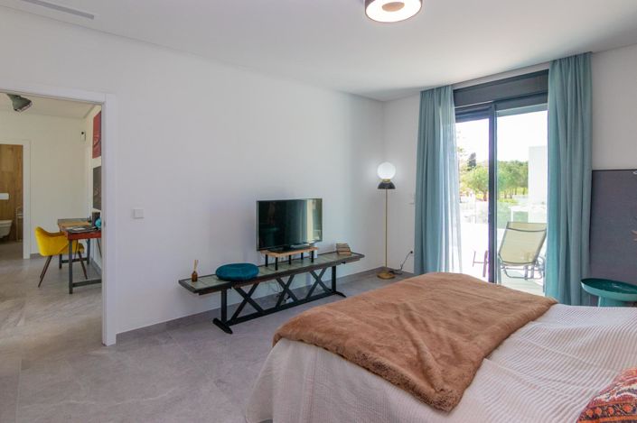 Image No.25-3 Bed Villa for sale