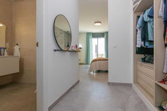 Image No.27-3 Bed Villa for sale